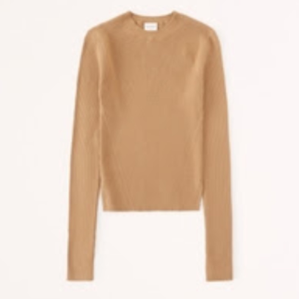 A&F LuxeLoft Slim Crew in Brown
